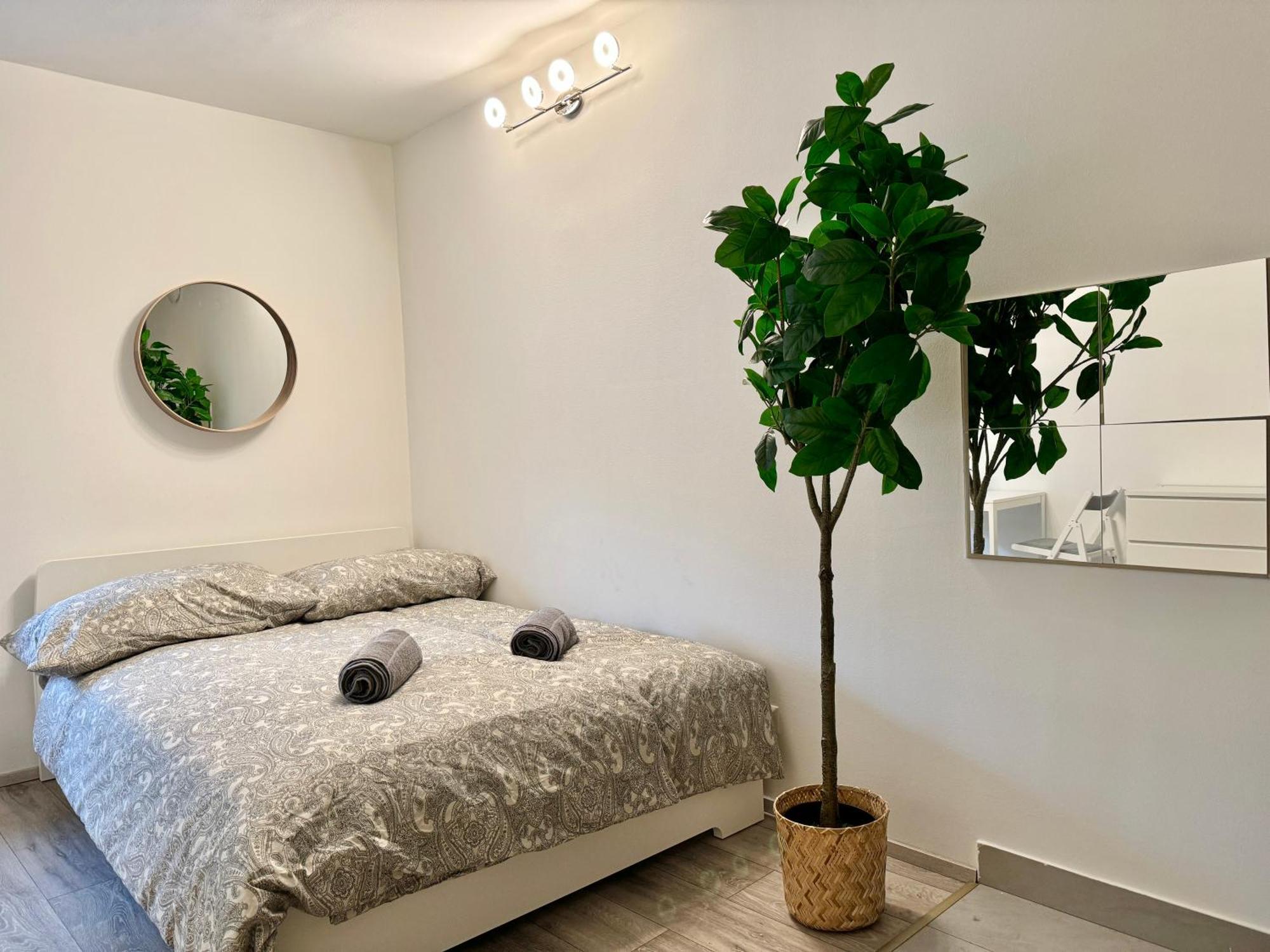 Stylish Schonbrunn Apartments - Free Underground Parking Vienne Extérieur photo