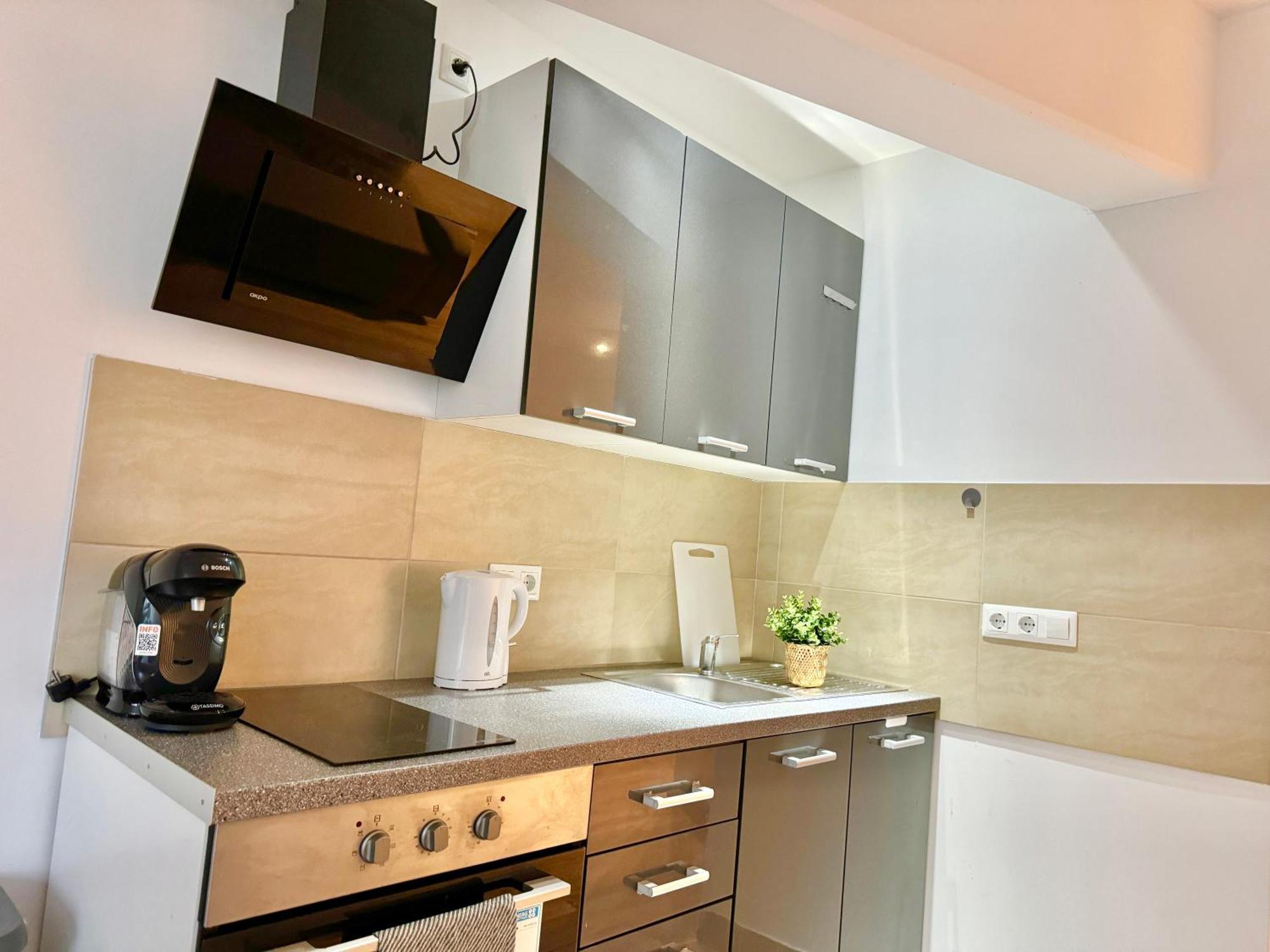 Stylish Schonbrunn Apartments - Free Underground Parking Vienne Extérieur photo