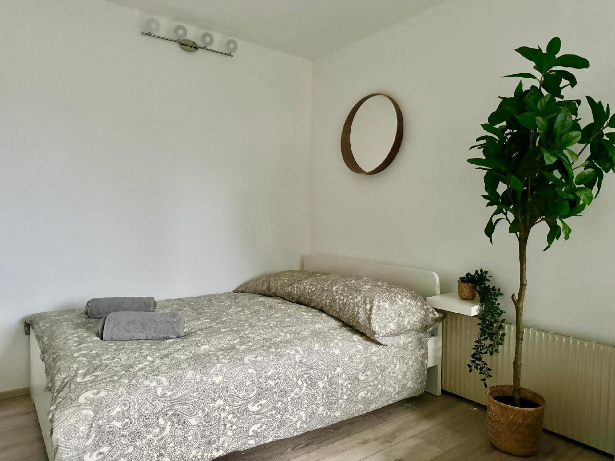 Stylish Schonbrunn Apartments - Free Underground Parking Vienne Extérieur photo