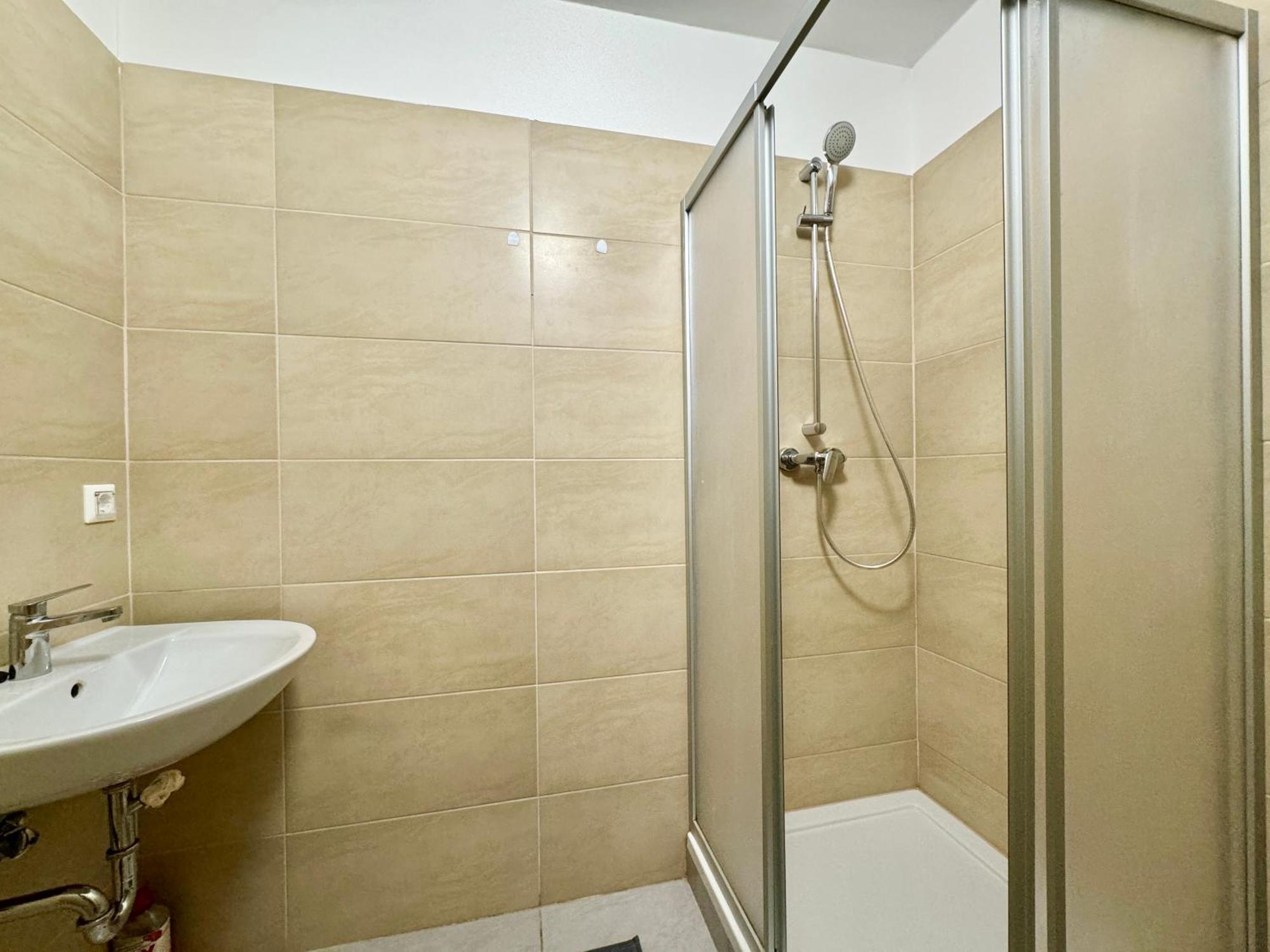 Stylish Schonbrunn Apartments - Free Underground Parking Vienne Extérieur photo
