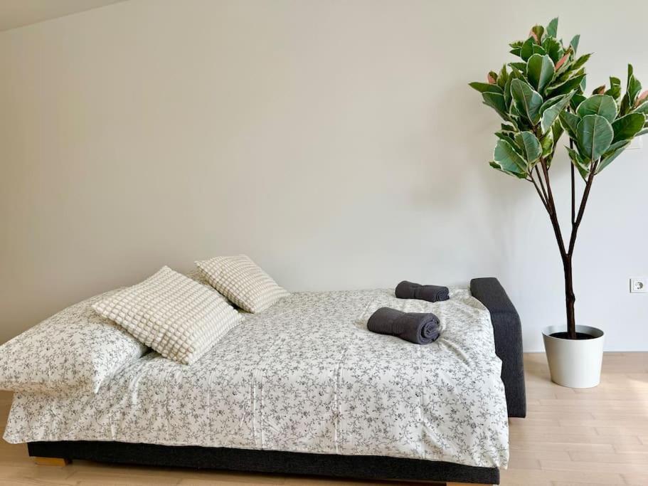 Stylish Schonbrunn Apartments - Free Underground Parking Vienne Extérieur photo
